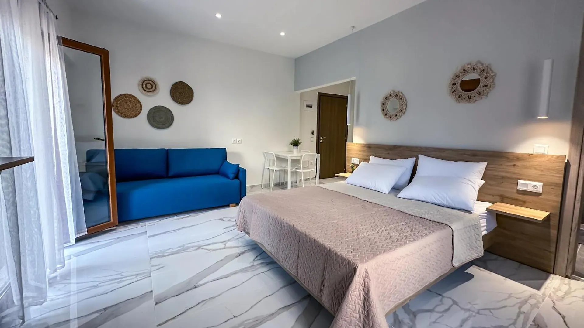 Mira Luxury Apartments Paralia Dionysiou