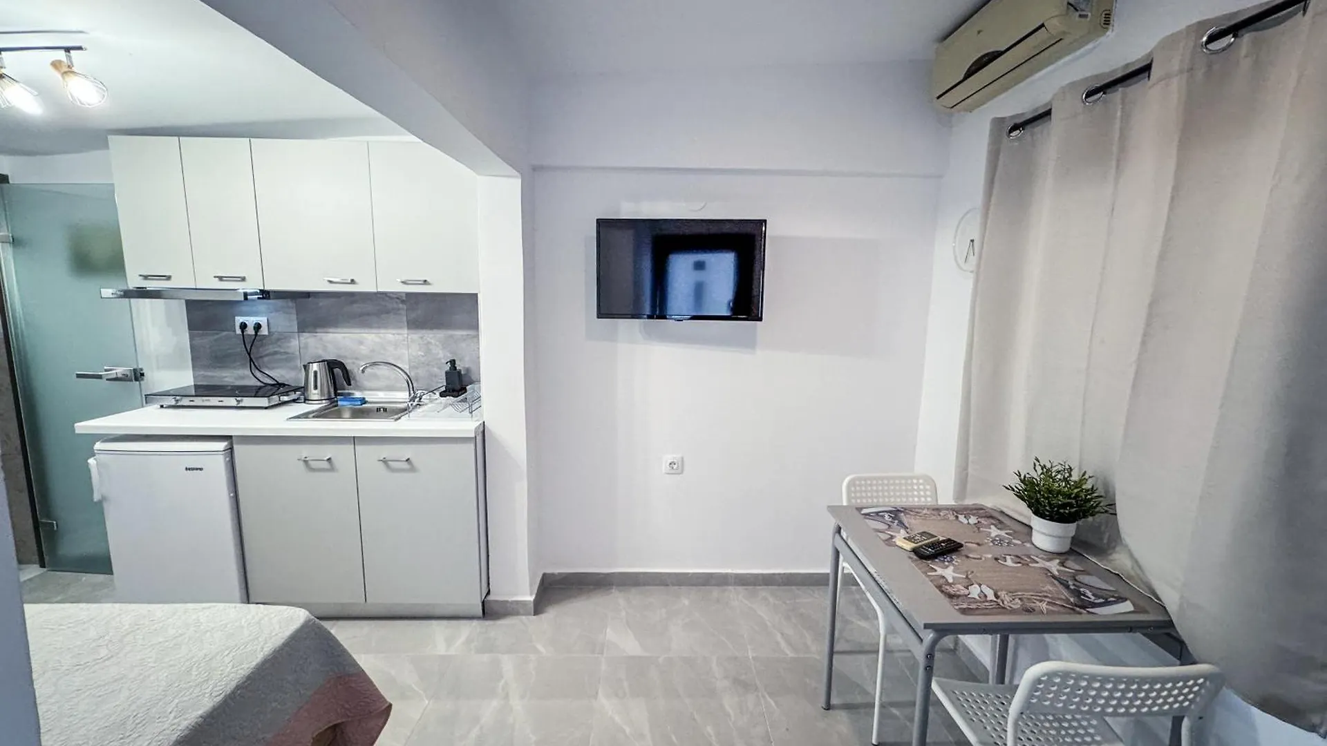 Mira Luxury Apartments باراليا ديونيسيو
