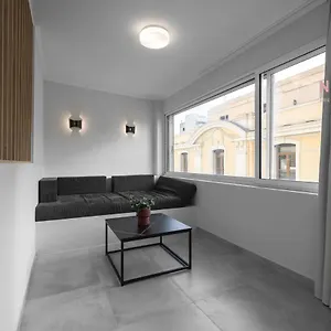 Next Door, Nilie Hospitality Mgmt Διαμέρισμα